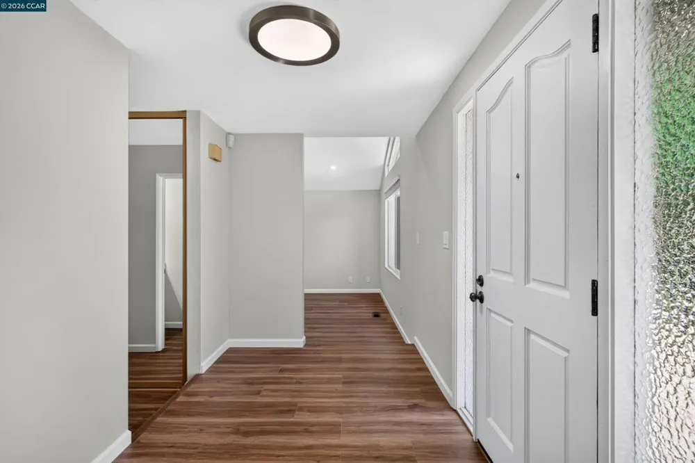 121 Violet Rd Hercules, CA 94547