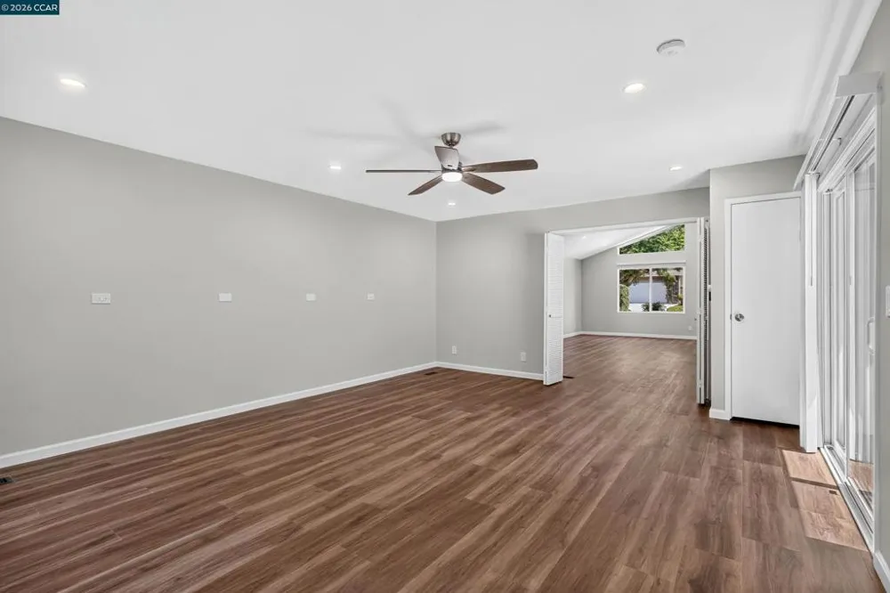 121 Violet Rd Hercules, CA 94547