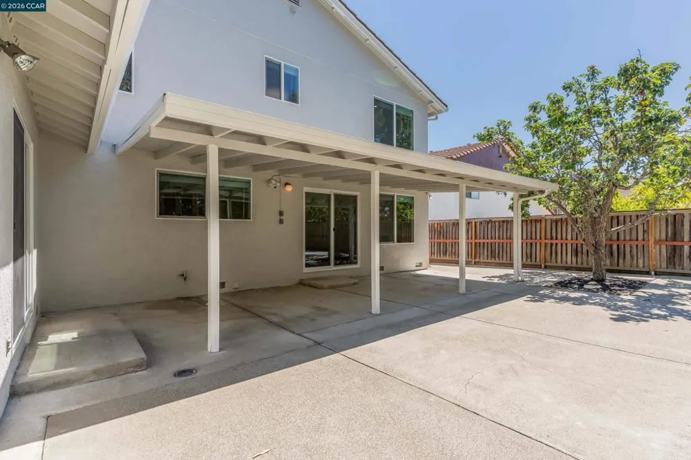 121 Violet Rd Hercules, CA 94547