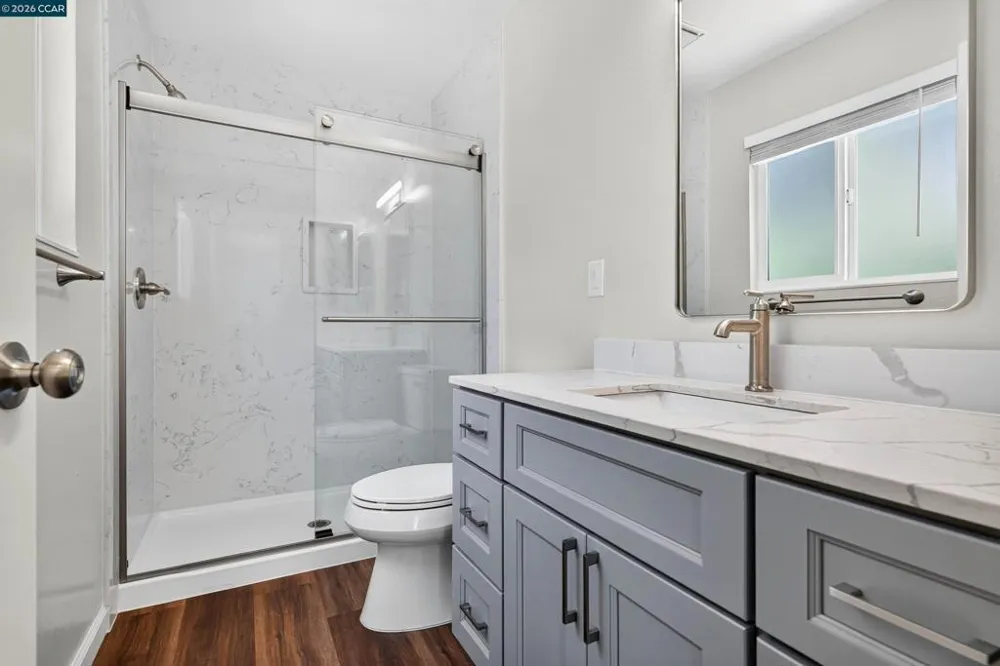 121 Violet Rd Hercules, CA 94547