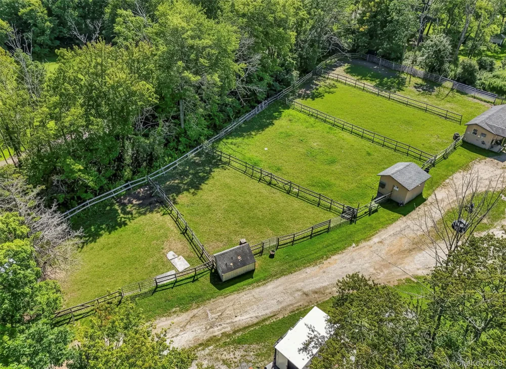 2536 Wingdale Mtn Road Poughquag, NY 12570