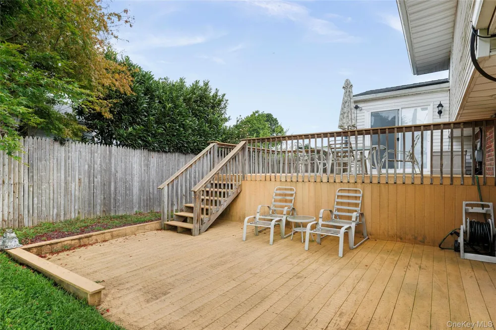 29 Cottonwood Drive Commack, NY 11725