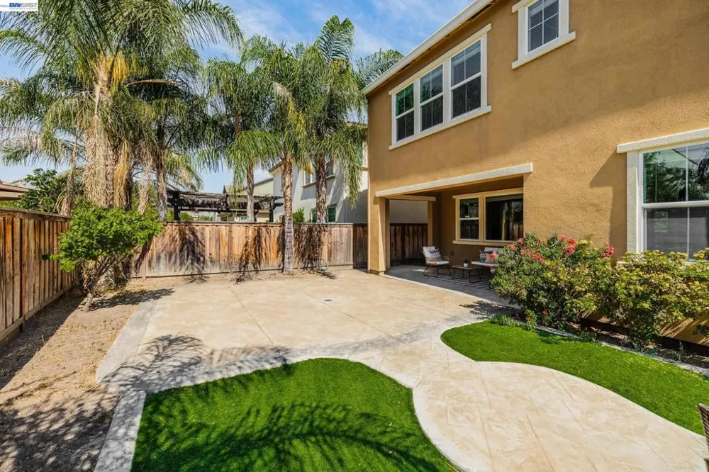 2584 Remy Javier Ct Tracy, CA 95377