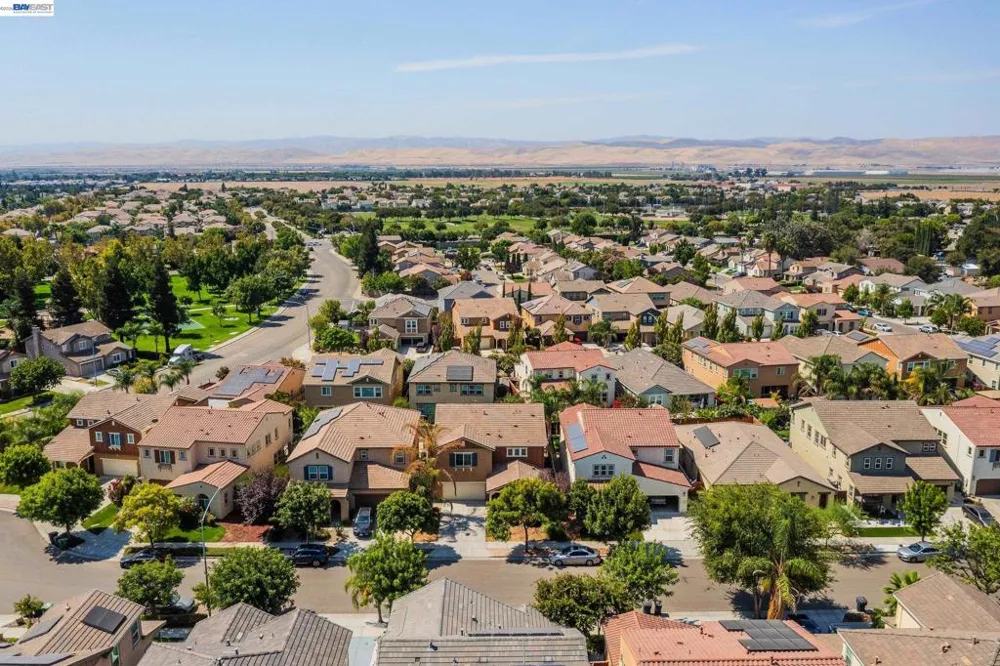 2584 Remy Javier Ct Tracy, CA 95377