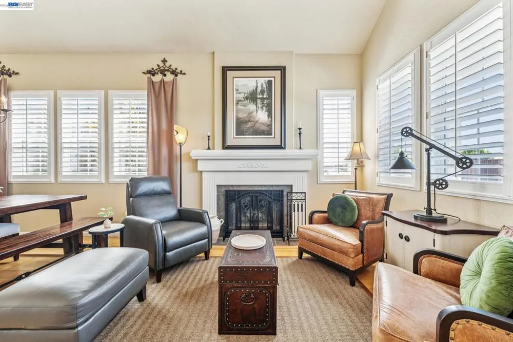 3158 Persimmon Cir Pleasanton, CA 94588
