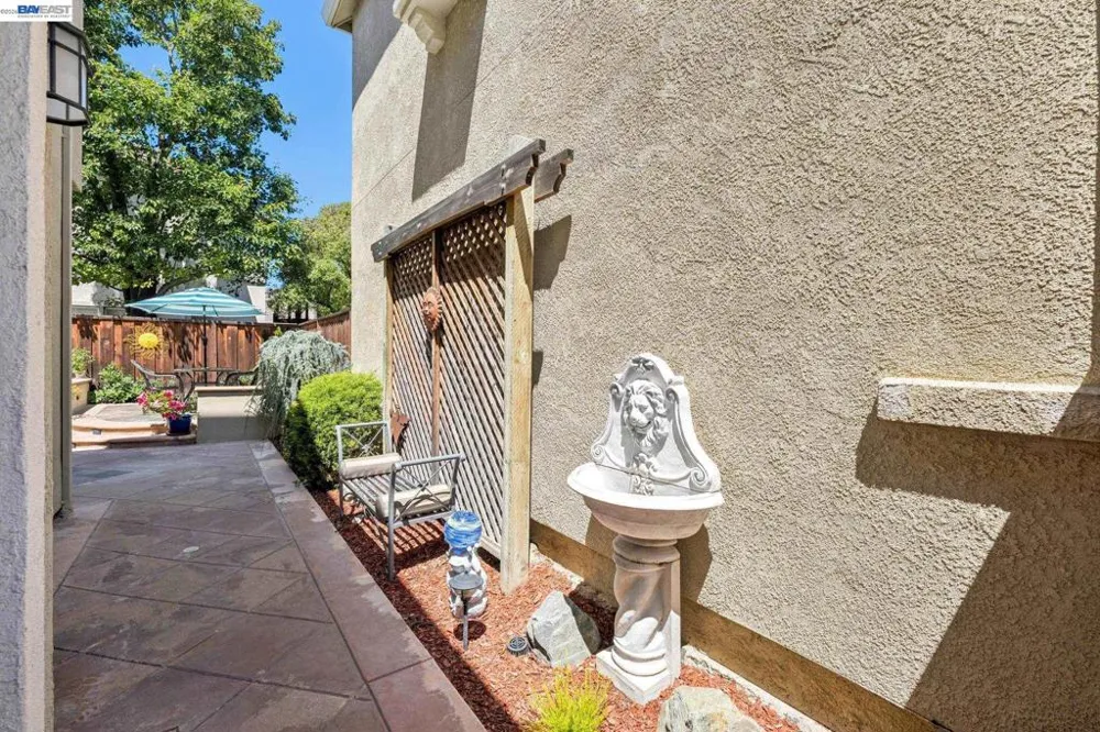 3158 Persimmon Cir Pleasanton, CA 94588