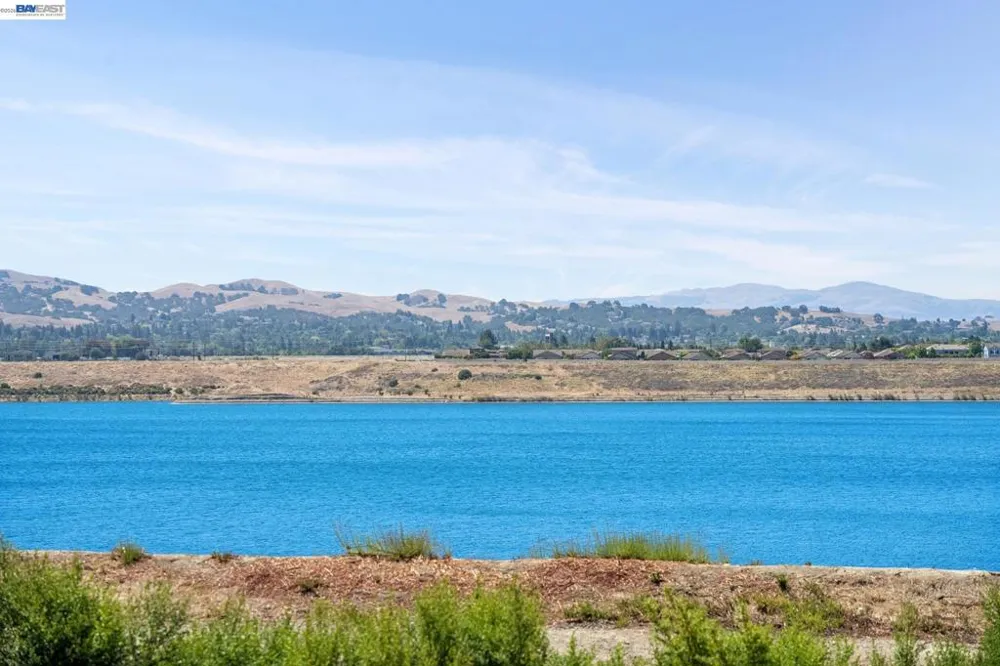 3158 Persimmon Cir Pleasanton, CA 94588
