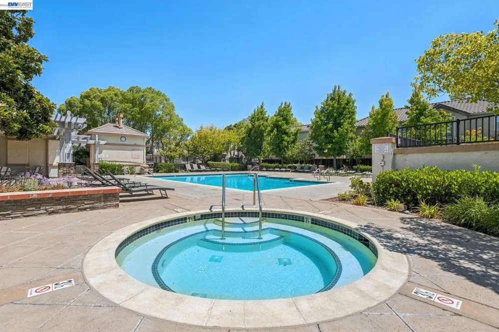 3158 Persimmon Cir Pleasanton, CA 94588