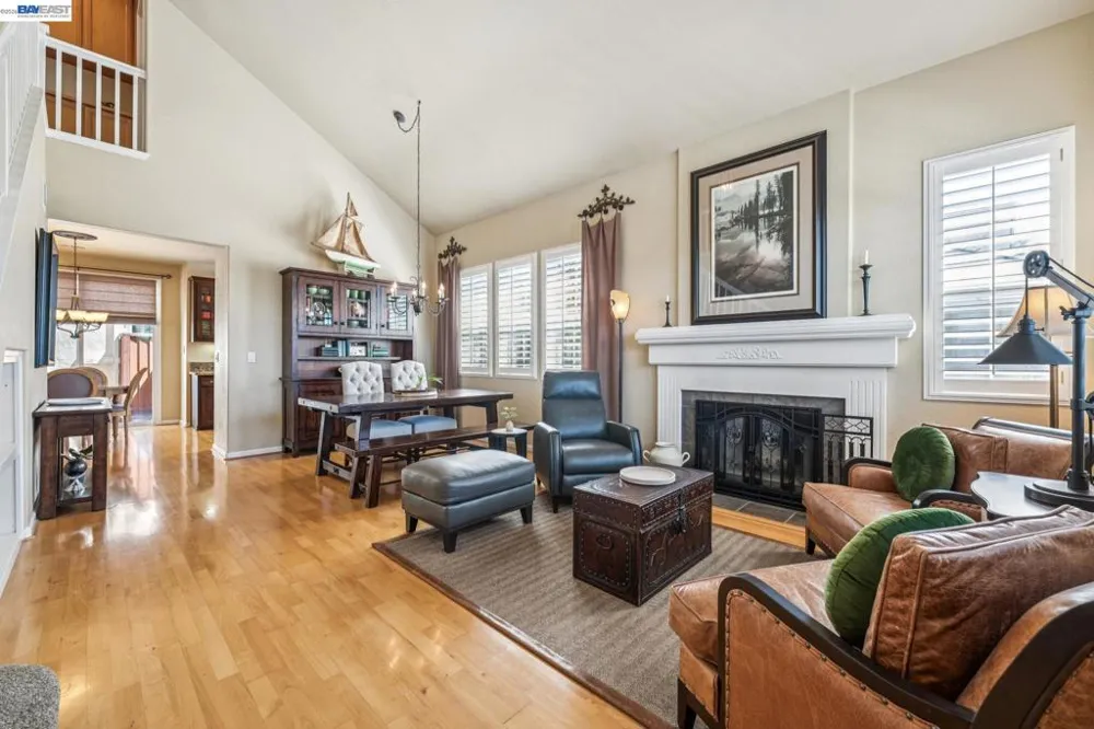3158 Persimmon Cir Pleasanton, CA 94588