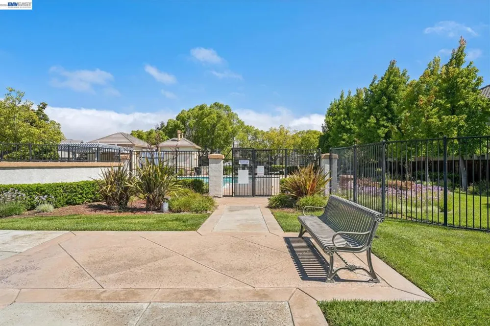 3158 Persimmon Cir Pleasanton, CA 94588