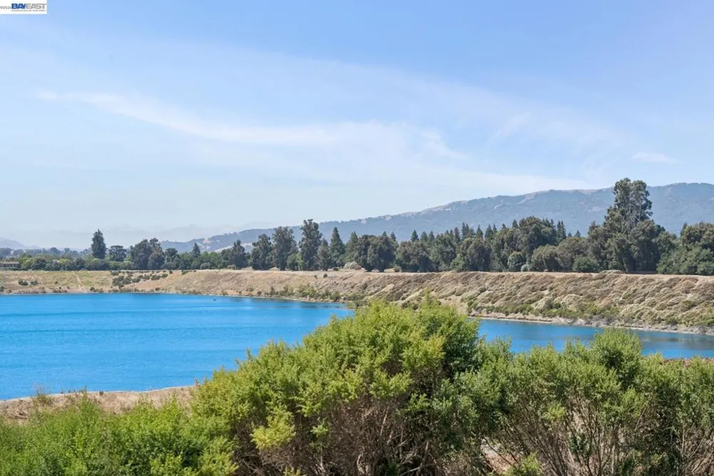 3158 Persimmon Cir Pleasanton, CA 94588