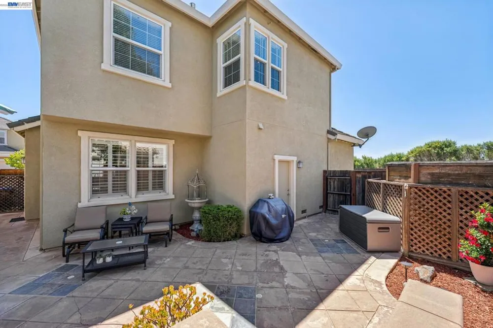 3158 Persimmon Cir Pleasanton, CA 94588