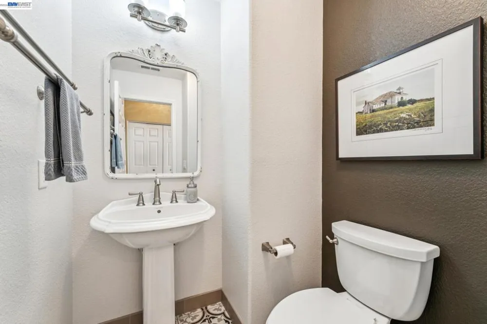 3158 Persimmon Cir Pleasanton, CA 94588