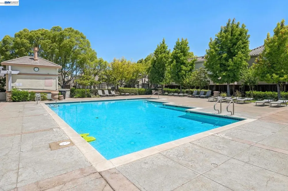 3158 Persimmon Cir Pleasanton, CA 94588