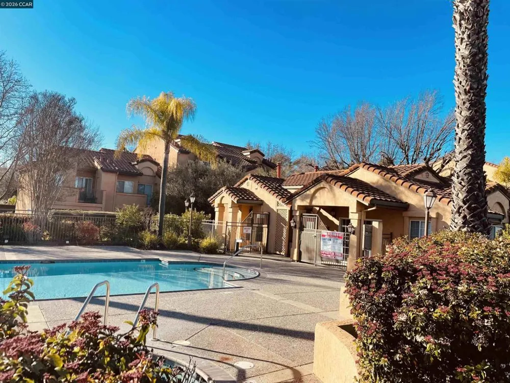 450 bollinger canyon lane #392 San Ramon, CA 94582