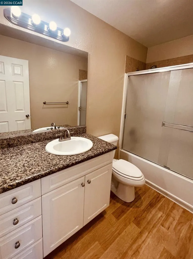 450 bollinger canyon lane #392 San Ramon, CA 94582