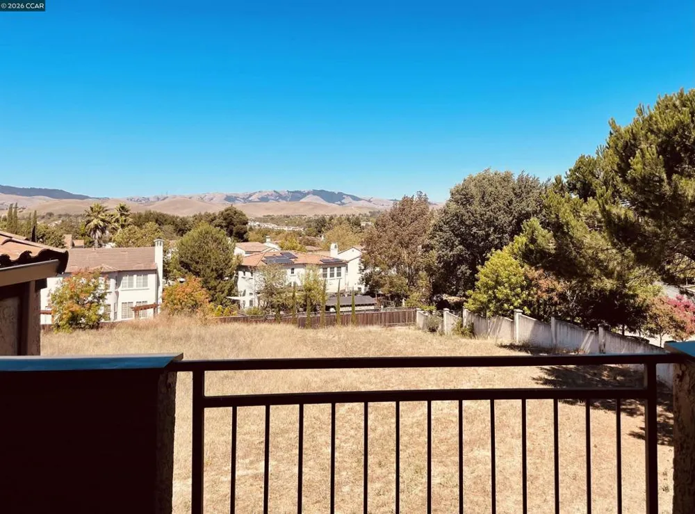 450 bollinger canyon lane #392 San Ramon, CA 94582