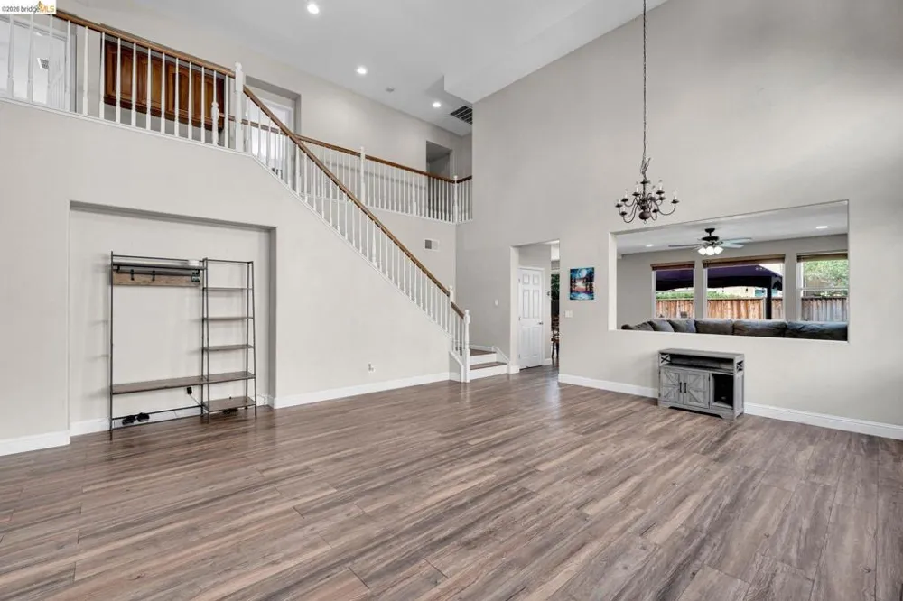 2340 Cambridge Dr Discovery Bay, CA 94505