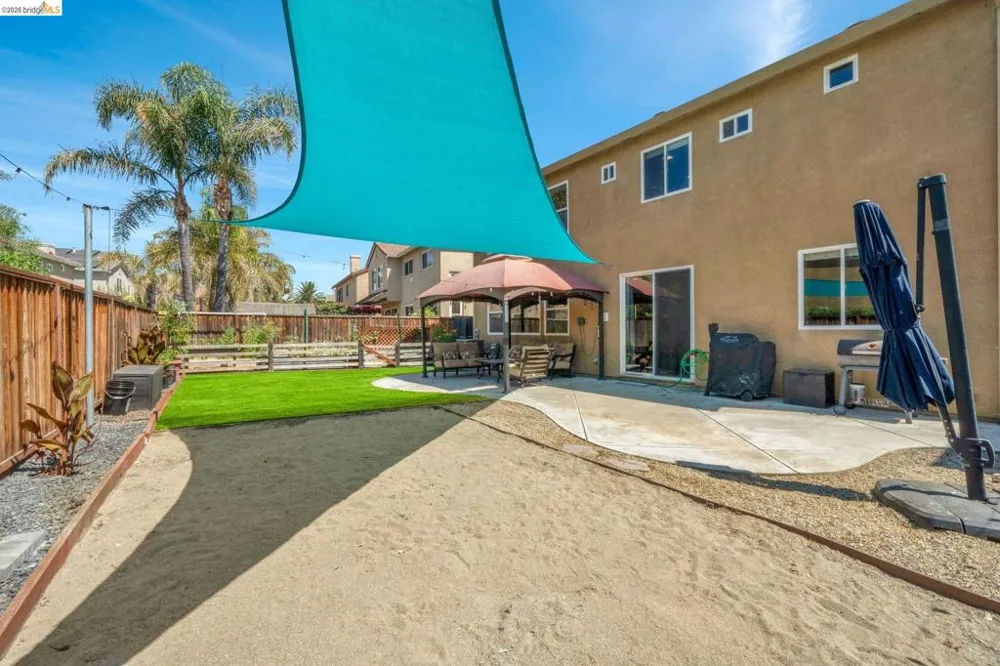 2340 Cambridge Dr Discovery Bay, CA 94505