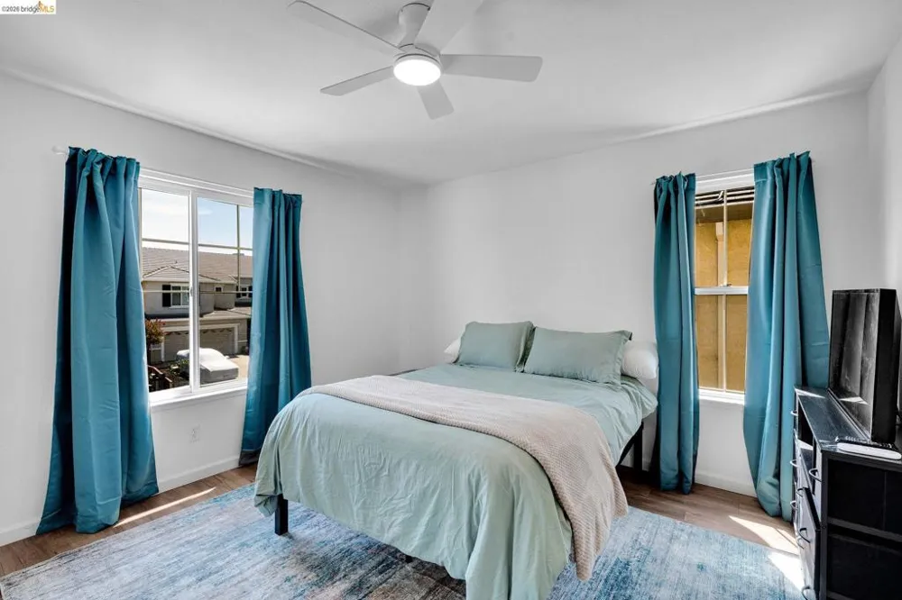 2340 Cambridge Dr Discovery Bay, CA 94505