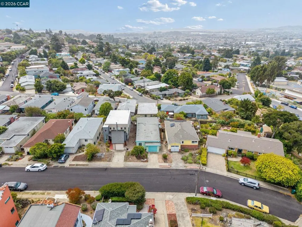 6386 Claremont Ave Richmond, CA 94805