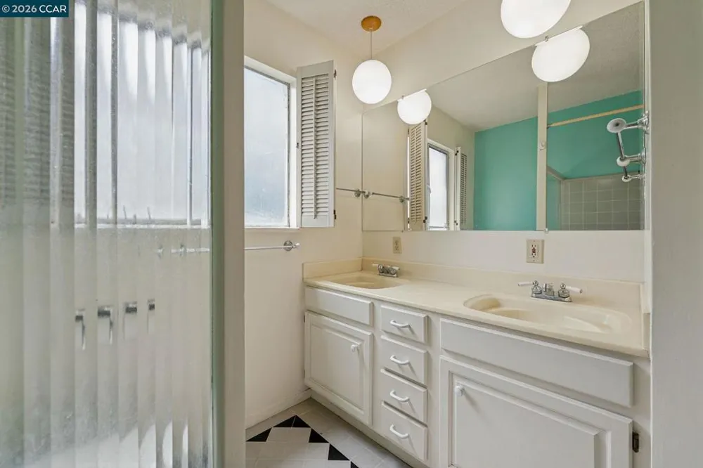 6386 Claremont Ave Richmond, CA 94805