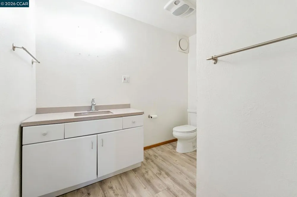 6386 Claremont Ave Richmond, CA 94805