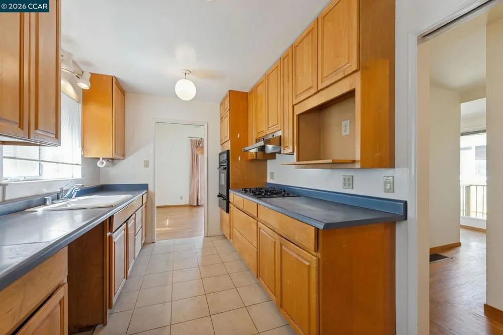 6386 Claremont Ave Richmond, CA 94805