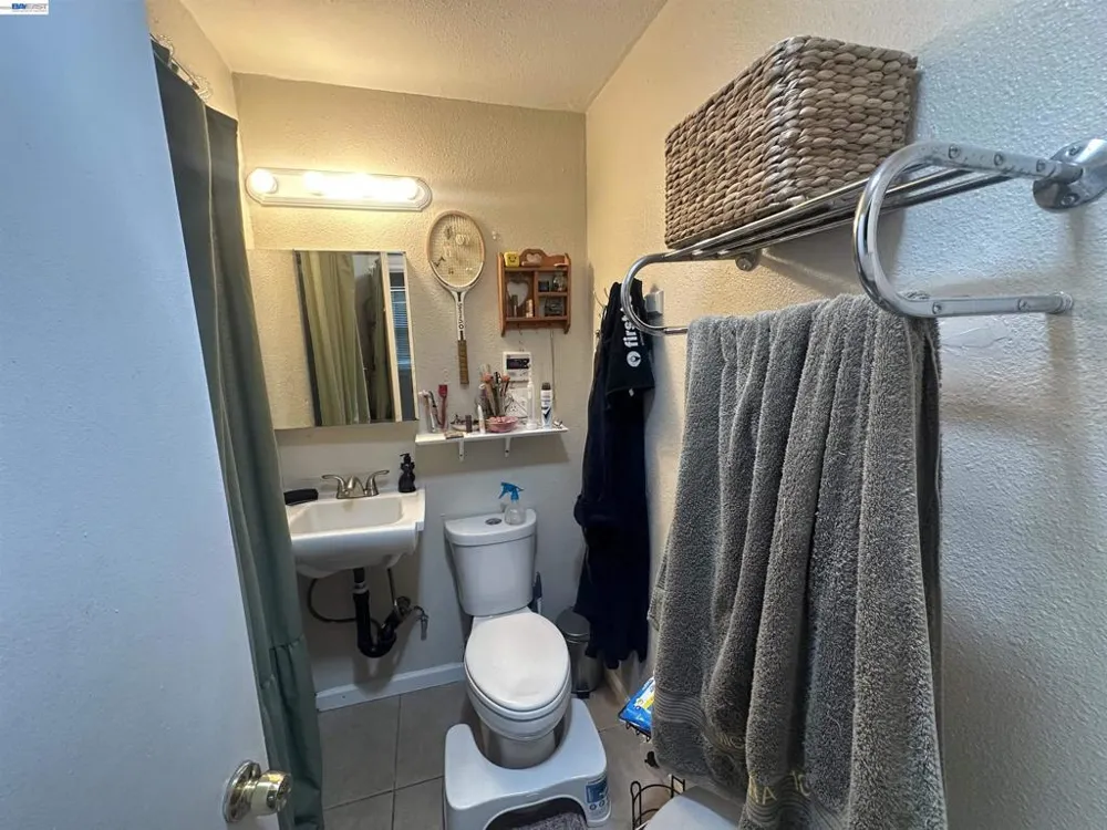 372 6TH Ave Menlo Park, CA 94025