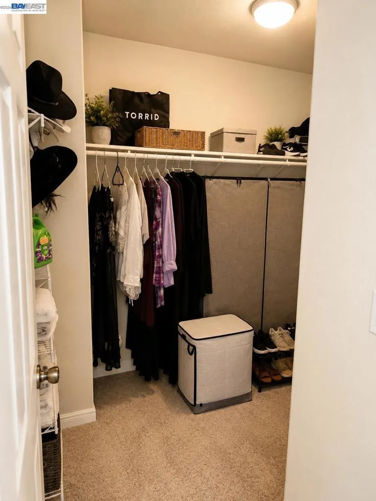 2359 Bayless Way Sacramento, CA 95835
