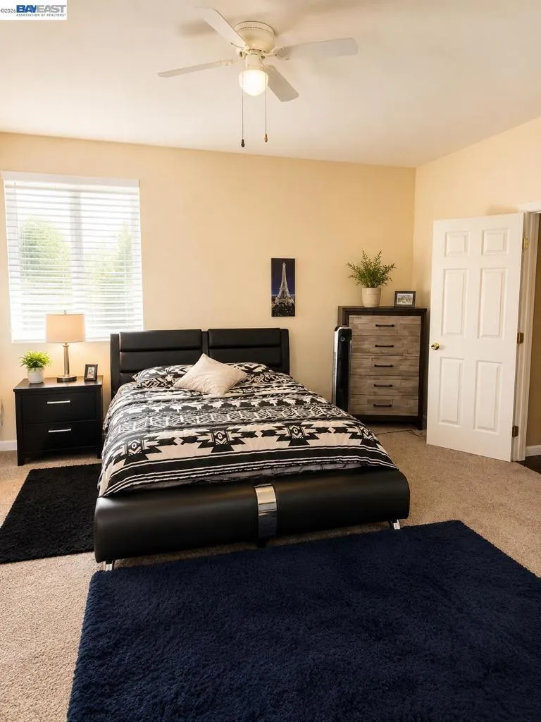 2359 Bayless Way Sacramento, CA 95835