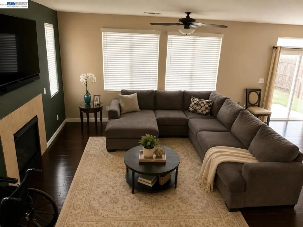 2359 Bayless Way Sacramento, CA 95835