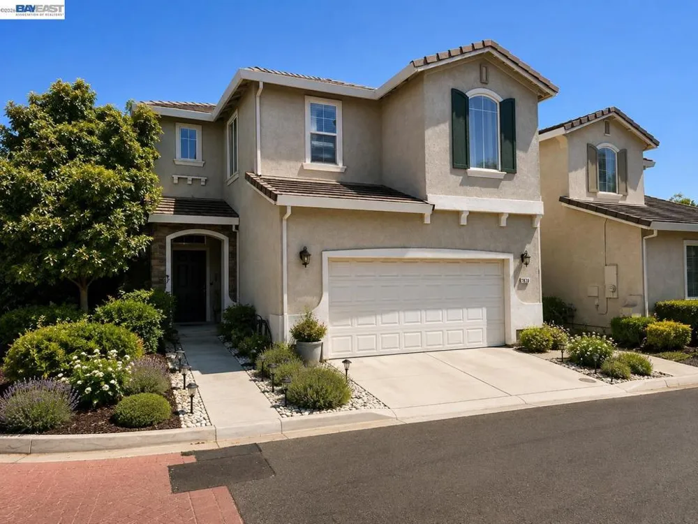 2359 Bayless Way Sacramento, CA 95835