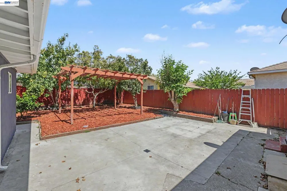 15890 Via Pinale San Lorenzo, CA 94580