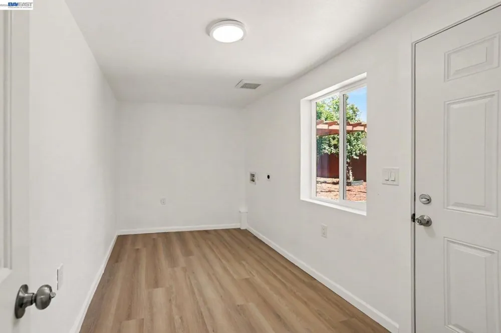 15890 Via Pinale San Lorenzo, CA 94580