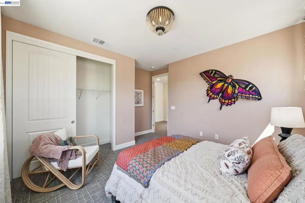 658 West Cliff St Oakley, CA 94561