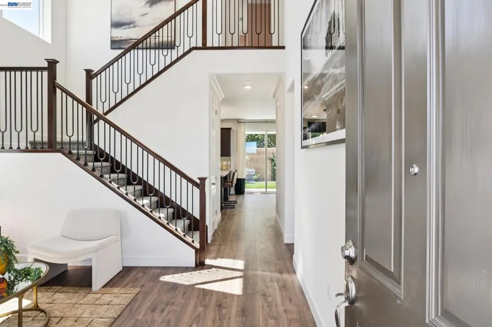 658 West Cliff St Oakley, CA 94561