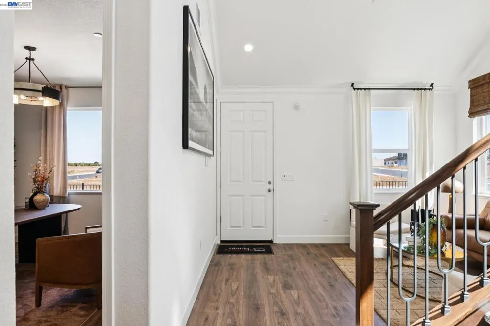 658 West Cliff St Oakley, CA 94561