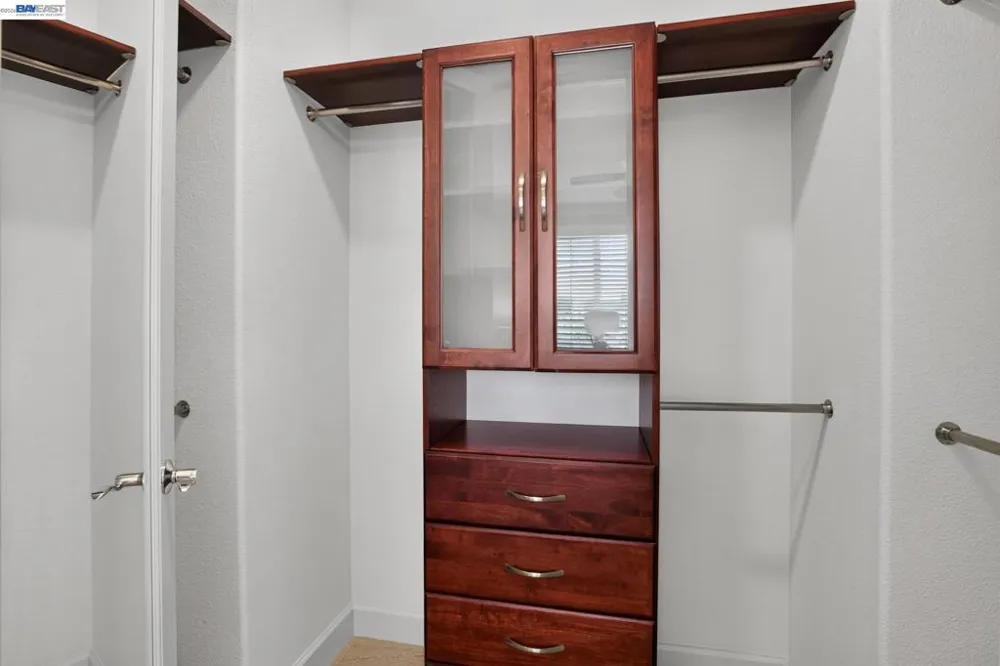 1071 Konstanz Ter Sunnyvale, CA 94089