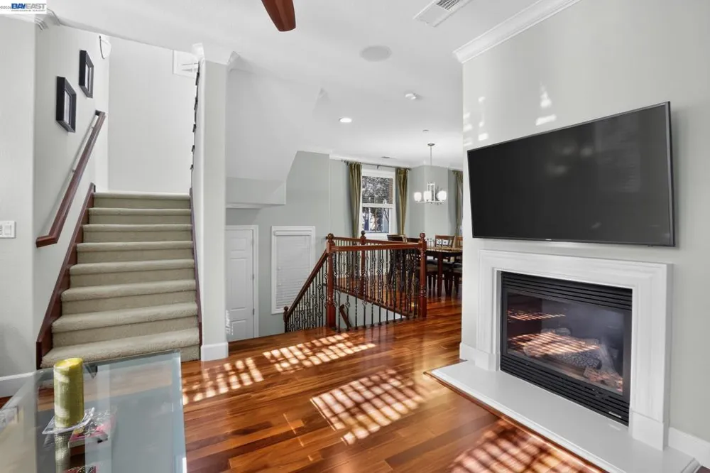 1071 Konstanz Ter Sunnyvale, CA 94089