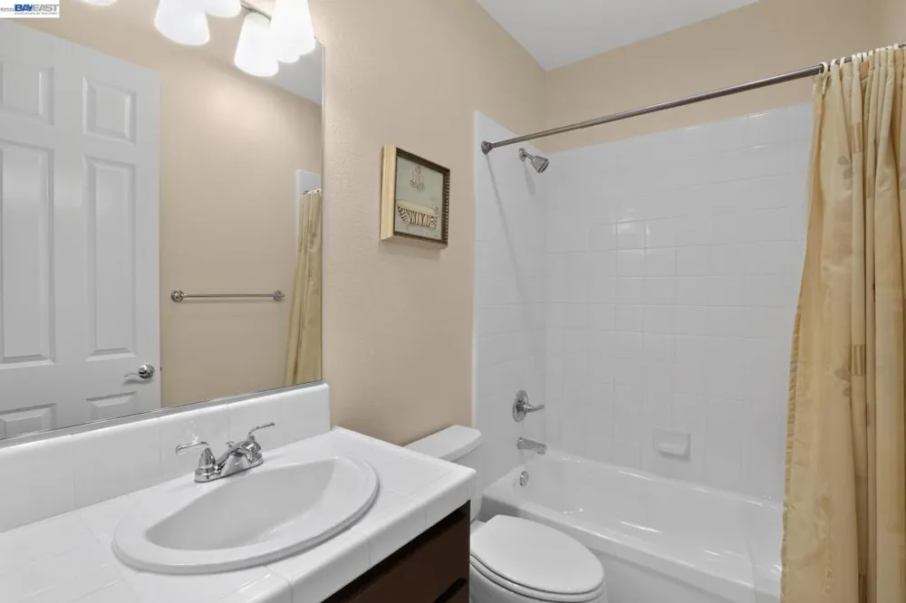 1071 Konstanz Ter Sunnyvale, CA 94089
