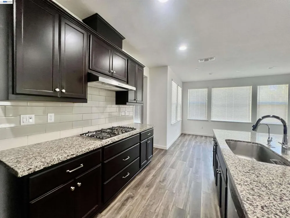 304 E Anjelina Ave Mountain House, CA 95391