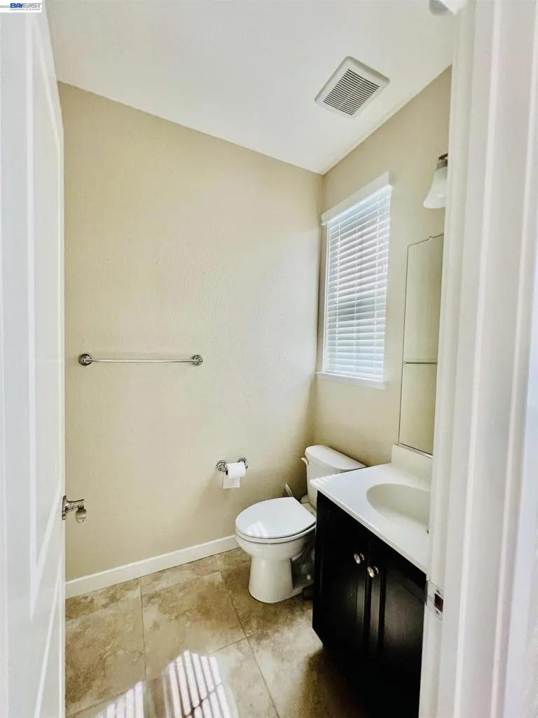 304 E Anjelina Ave Mountain House, CA 95391