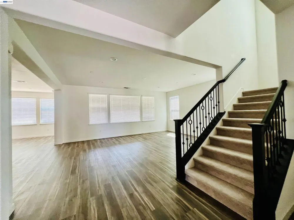 304 E Anjelina Ave Mountain House, CA 95391