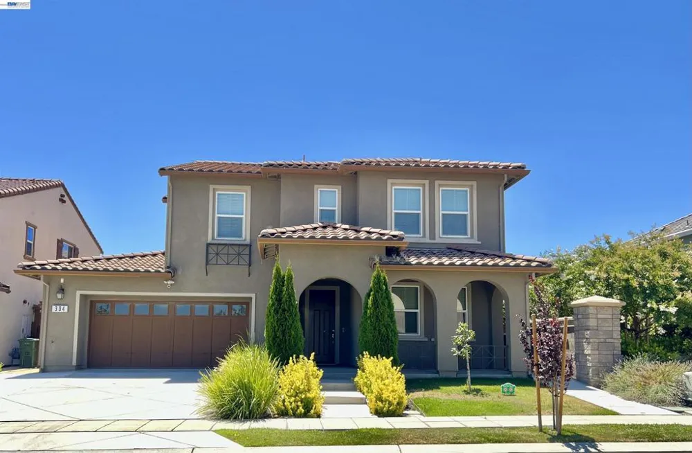 304 E Anjelina Ave Mountain House, CA 95391