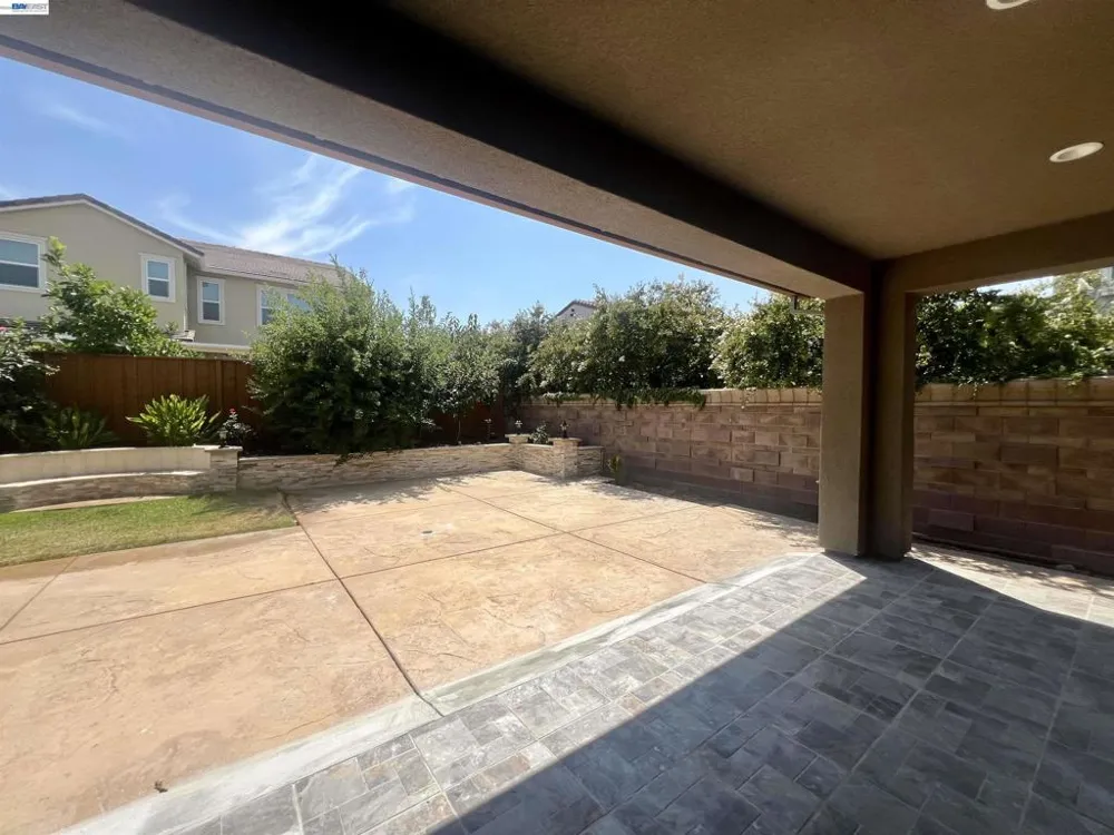 304 E Anjelina Ave Mountain House, CA 95391