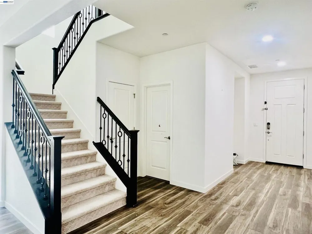 304 E Anjelina Ave Mountain House, CA 95391