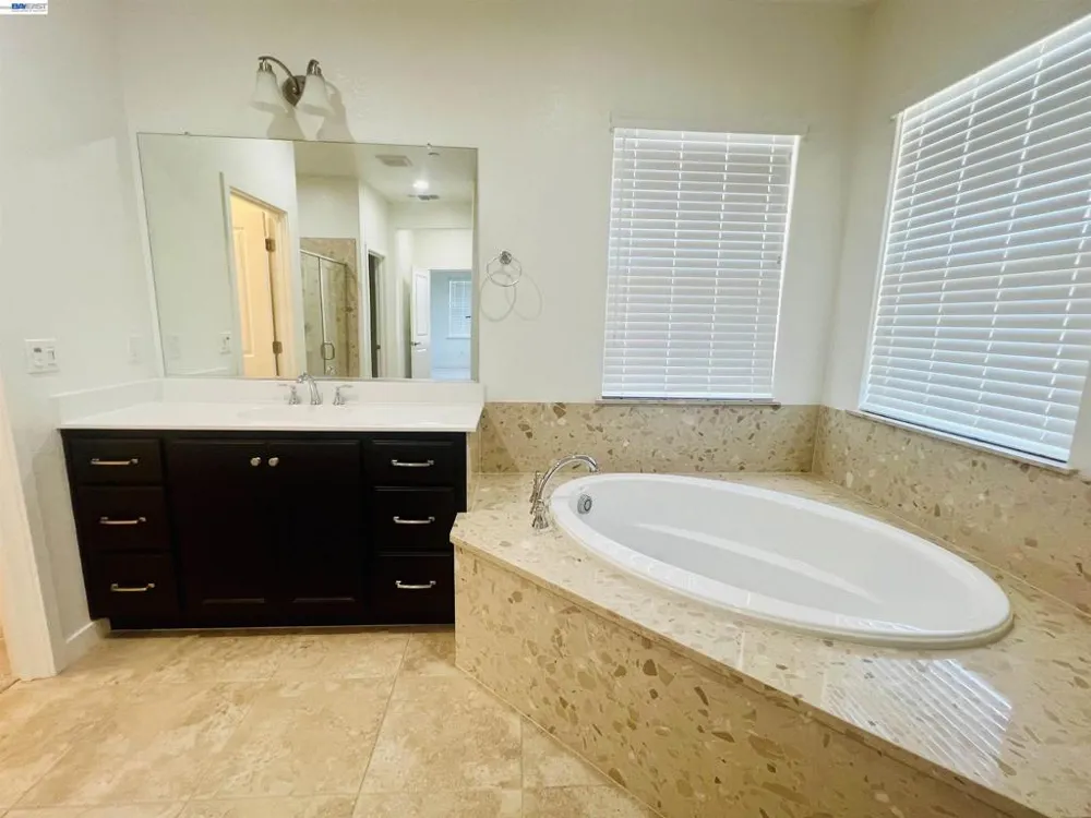 304 E Anjelina Ave Mountain House, CA 95391