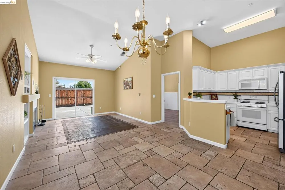 2012 Trailside Dr Brentwood, CA 94513