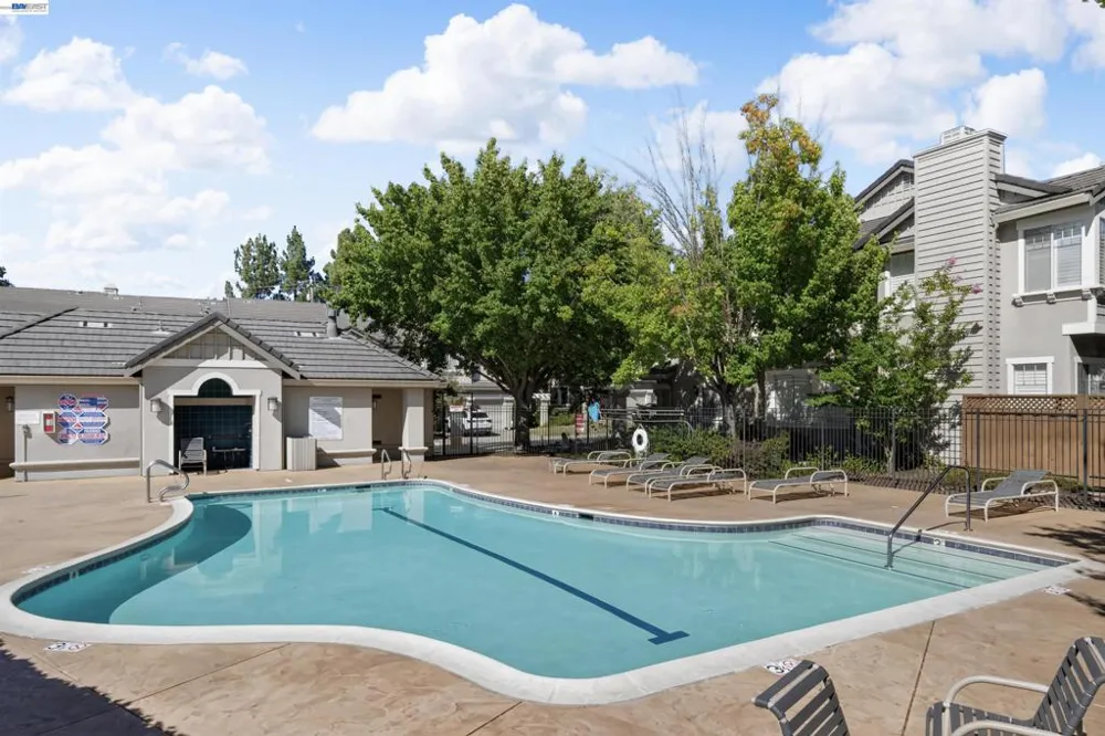 305 Sutton Cir Danville, CA 94506